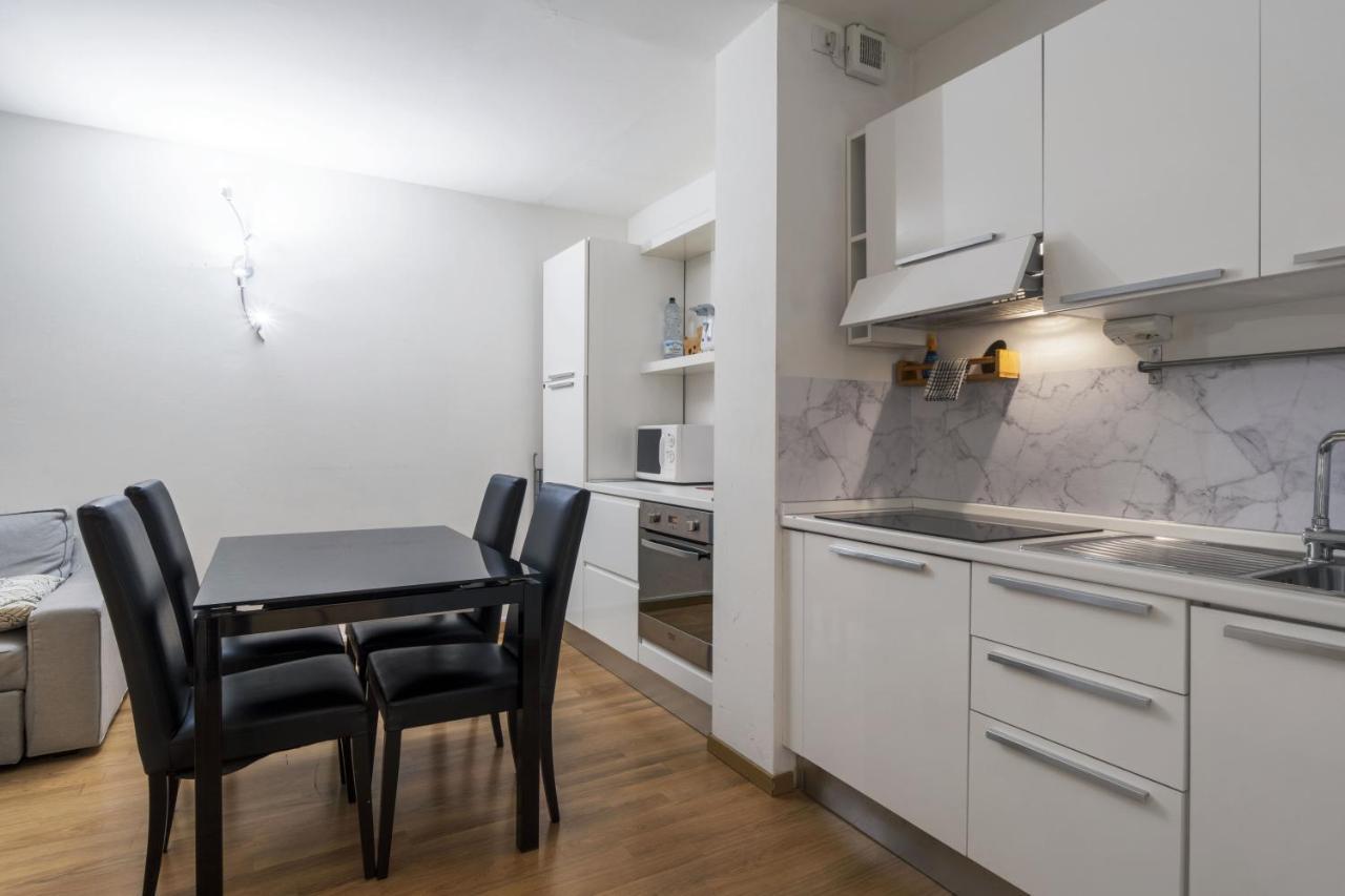 Cozy & Comfy Apt In Navigli Area Milano Ngoại thất bức ảnh